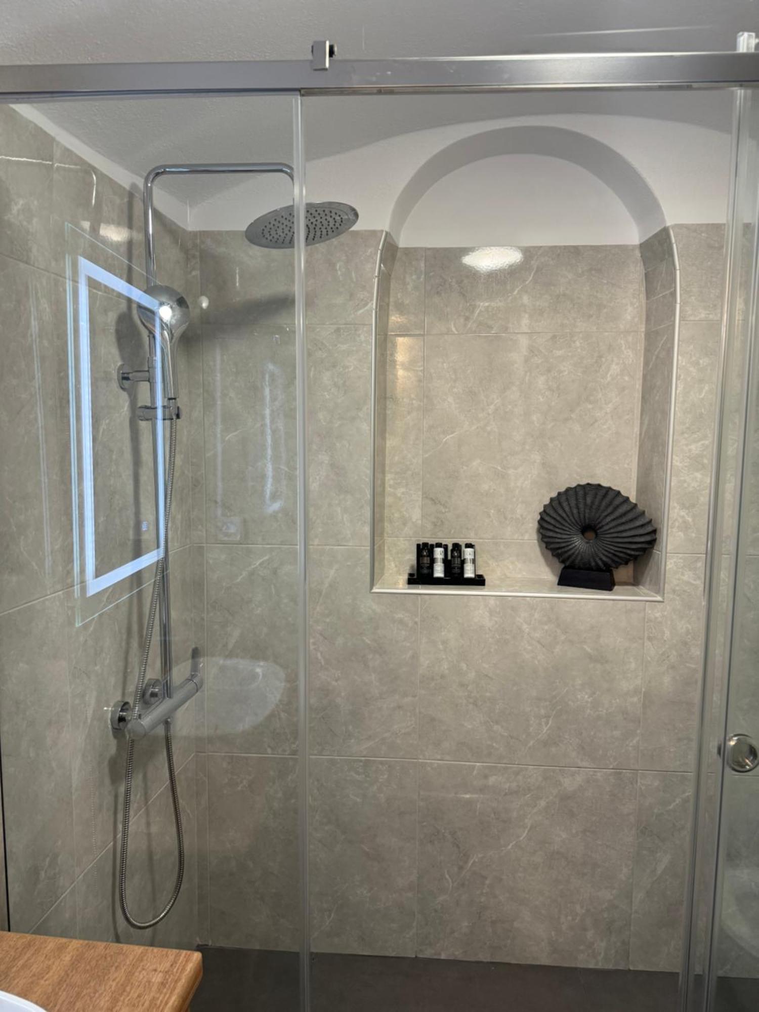 Sunup Lux Villa Οία Εξωτερικό φωτογραφία