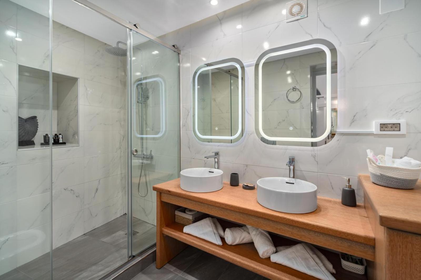 Sunup Lux Villa Οία Εξωτερικό φωτογραφία
