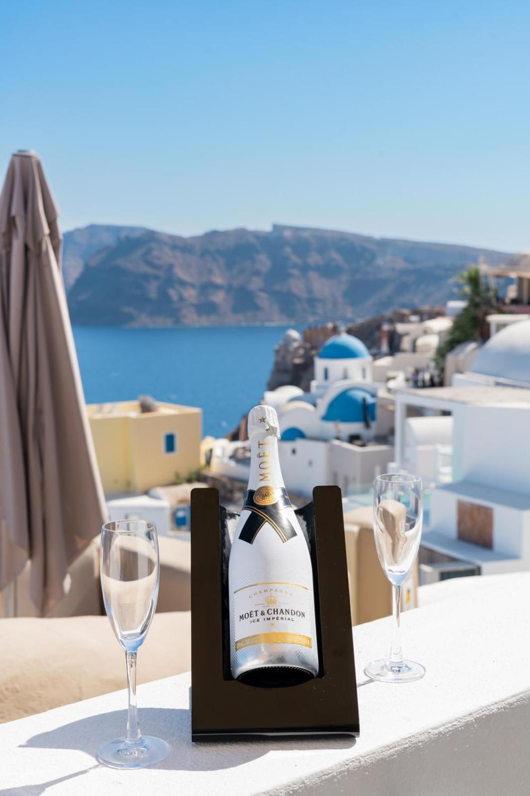 Sunup Lux Villa Οία Εξωτερικό φωτογραφία
